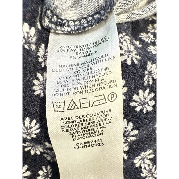 LOFT Navy And White Sleeveless Tank Top With Rounded Neck Size Small Fits Loose - Picture 5 of 5